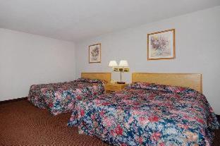 Oak Hill Inn And Suites Tahlequah Phòng bức ảnh