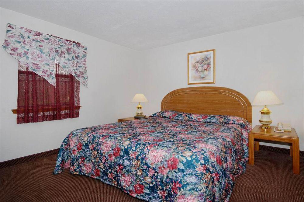 Oak Hill Inn And Suites Tahlequah Ngoại thất bức ảnh