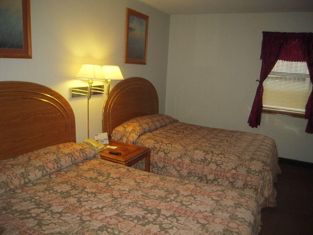 Oak Hill Inn And Suites Tahlequah Ngoại thất bức ảnh