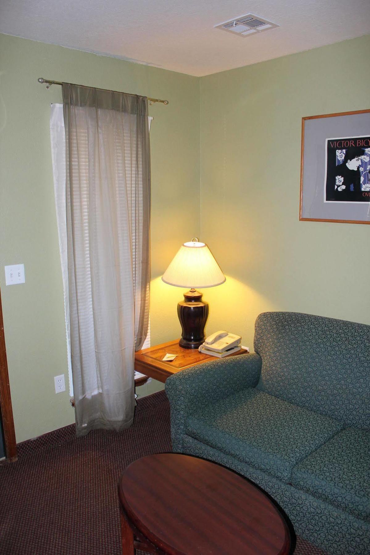 Oak Hill Inn And Suites Tahlequah Ngoại thất bức ảnh